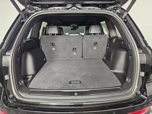 New 2026 Jeep Grand Cherokee Limited AWD/4WD image 16