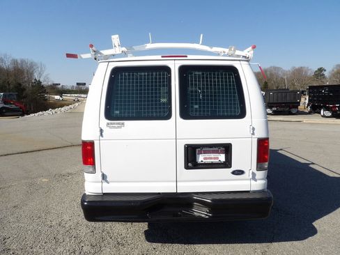 Used 2014 Ford E-150 and Econoline 150 image 6