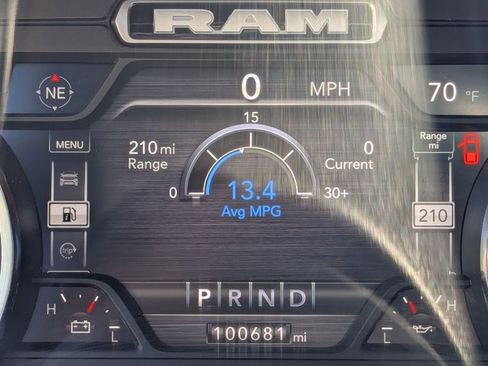 Used 2022 RAM 1500 Big Horn AWD/4WD image 10