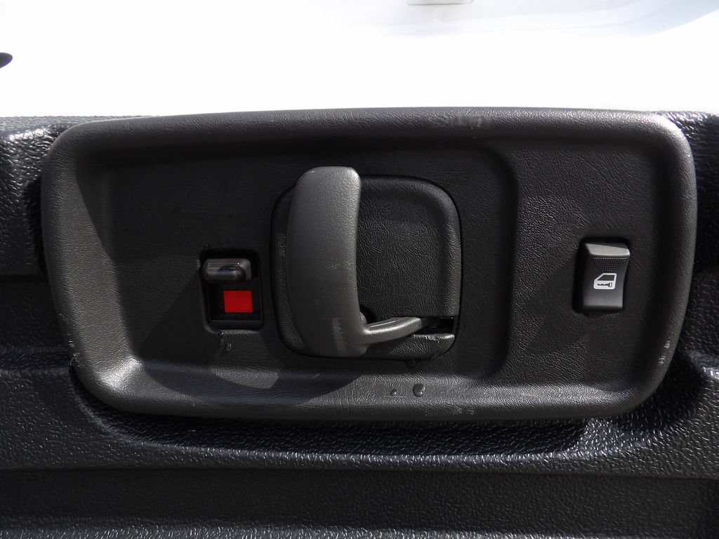 Used 2025 GMC Savana 2500 w/ Driver Convenience Package RWD image 45
