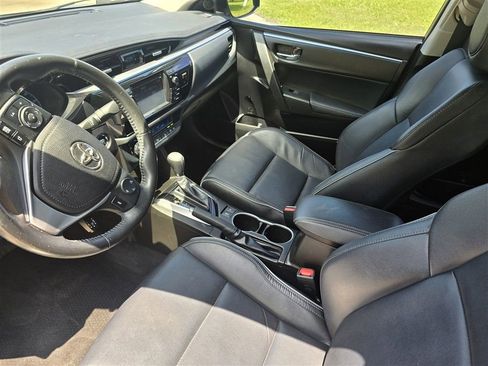 Used 2016 Toyota Corolla S Premium FWD image 12