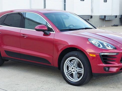 Used 2016 Porsche Macan S image 2