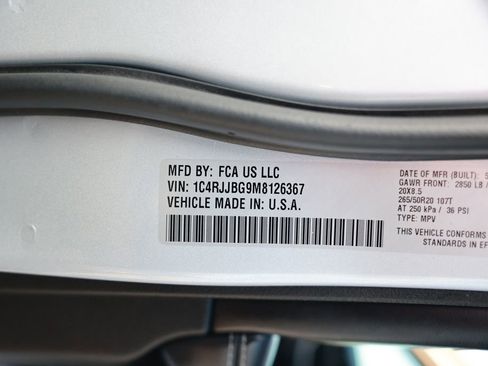 Used 2021 Jeep Grand Cherokee L Limited RWD image 41