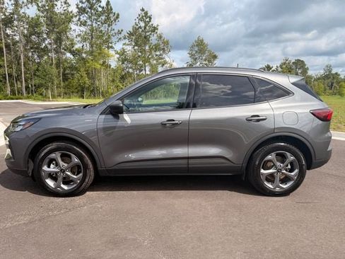 Used 2025 Ford Escape ST-Line AWD/4WD image 9