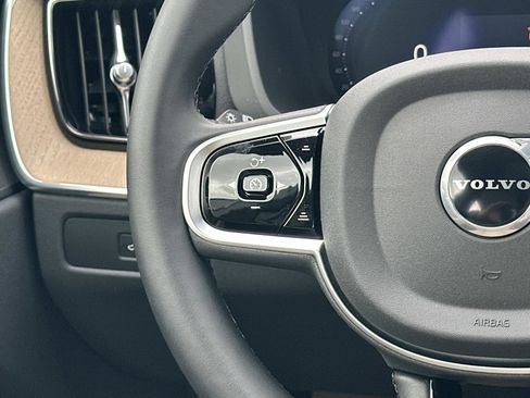 New 2026 Volvo XC60 T8 Plus w/ Protection Package Premier AWD/4WD image 8