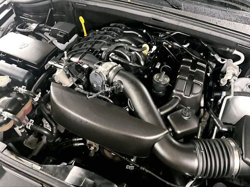 Used 2024 Dodge Durango GT AWD/4WD image 36