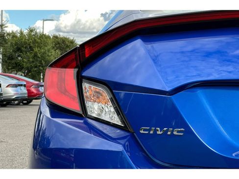 Used 2018 Honda Civic EX-T image 12