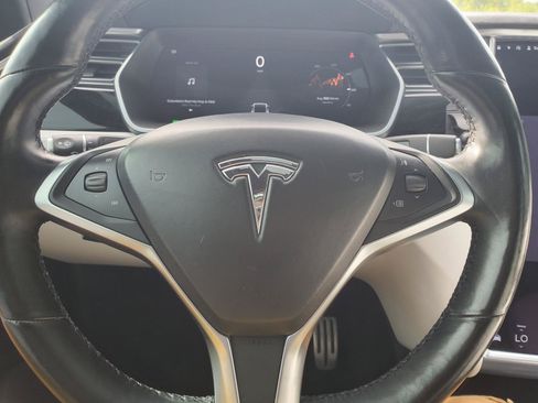 Used 2016 Tesla Model X Performance AWD/4WD image 35