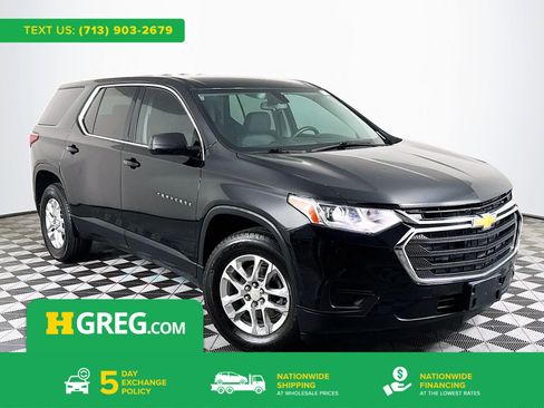 Used 2018 Chevrolet Traverse LS FWD image 1