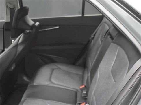Used 2023 Kia Niro Wave image 18