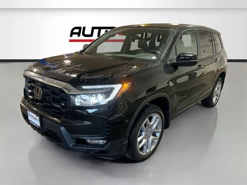 Used 2025 Honda Passport EX-L image 3
