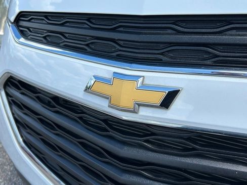 Used 2016 Chevrolet Equinox LS FWD image 34