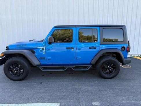 Used 2022 Jeep Wrangler Unlimited Sport image 2