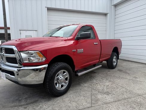 Used 2018 RAM 2500 SLT w/ Snow Chief Group AWD/4WD image 27