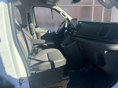 Used 2023 Ford Transit 350 XLT RWD image 17