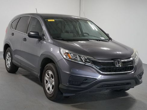 Used 2015 Honda CR-V LX image 3