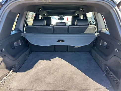 Certified 2022 Mercedes-Benz GLB 250 4MATIC w/ Premium Package Lite image 10