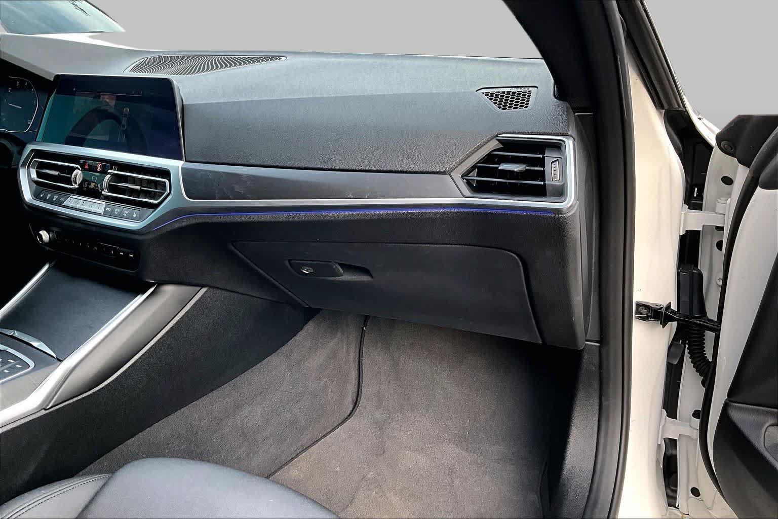 Used 2021 BMW 430i Coupe w/ Convenience Package RWD image 18
