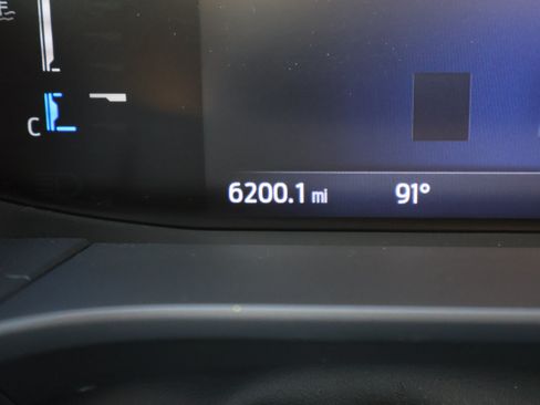 Used 2025 Ford Escape SE FWD image 38