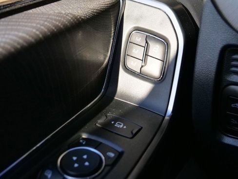 Used 2025 Ford F450 Platinum w/ FX4 Off-Road Package image 24