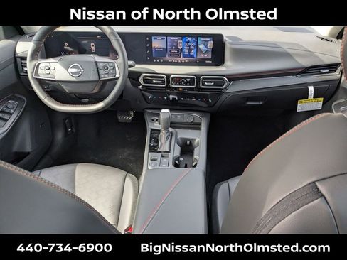 New 2026 Nissan Sentra SR w/ SR Premium Package FWD image 17