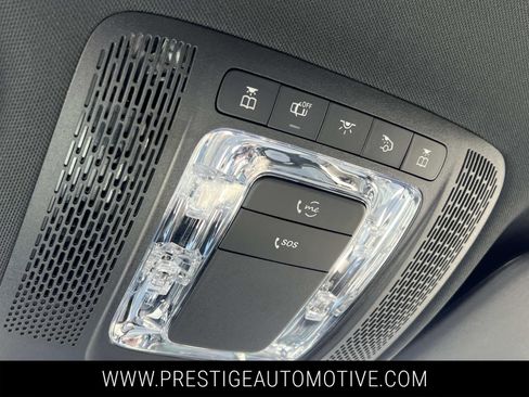 Used 2025 Mercedes-Benz GLA 250 4MATIC image 31