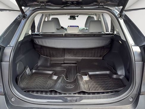 Used 2023 Toyota RAV4 XLE Premium AWD/4WD image 17