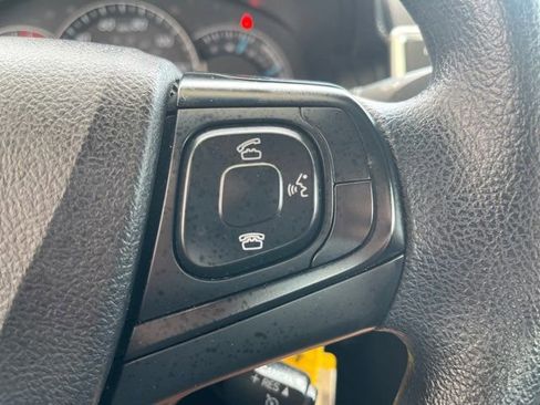 Used 2015 Toyota Camry LE FWD image 18