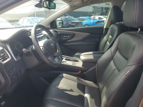 Used 2022 Nissan Murano SV AWD/4WD image 12