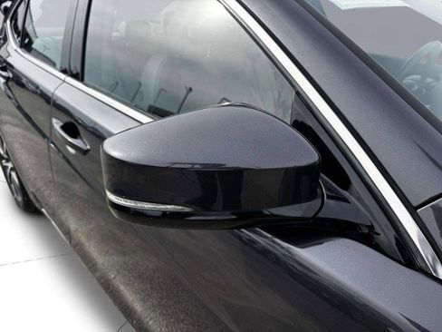 Used 2016 Acura TLX V6 SH-AWD w/ Technology Pkg image 9