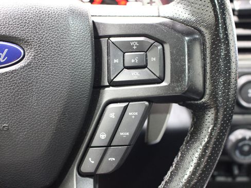 Used 2017 Ford F150 Raptor w/ Equipment Group 802A Luxury AWD/4WD image 13