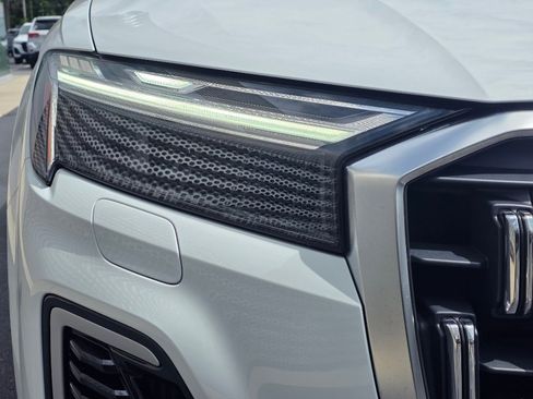 New 2026 Audi Q7 3.0T Premium Plus AWD/4WD image 8