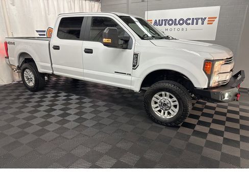 Used 2019 Ford F350 XL w/ STX Appearance Package image 2
