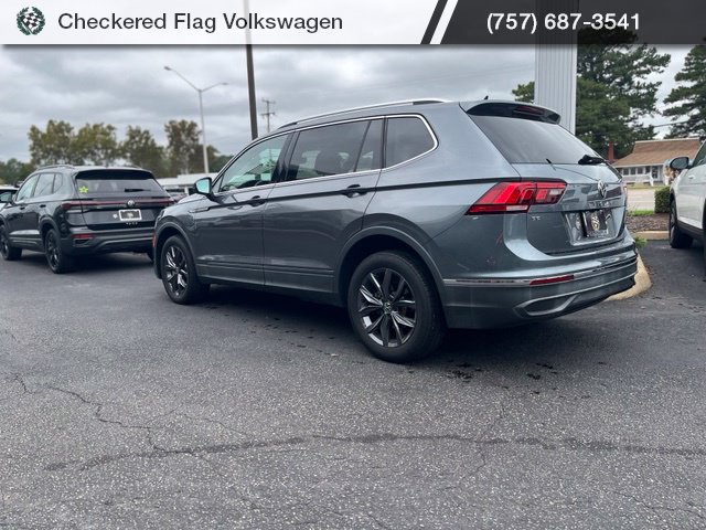 Used 2022 Volkswagen Tiguan SE w/ Panoramic Sunroof Package AWD/4WD image 6