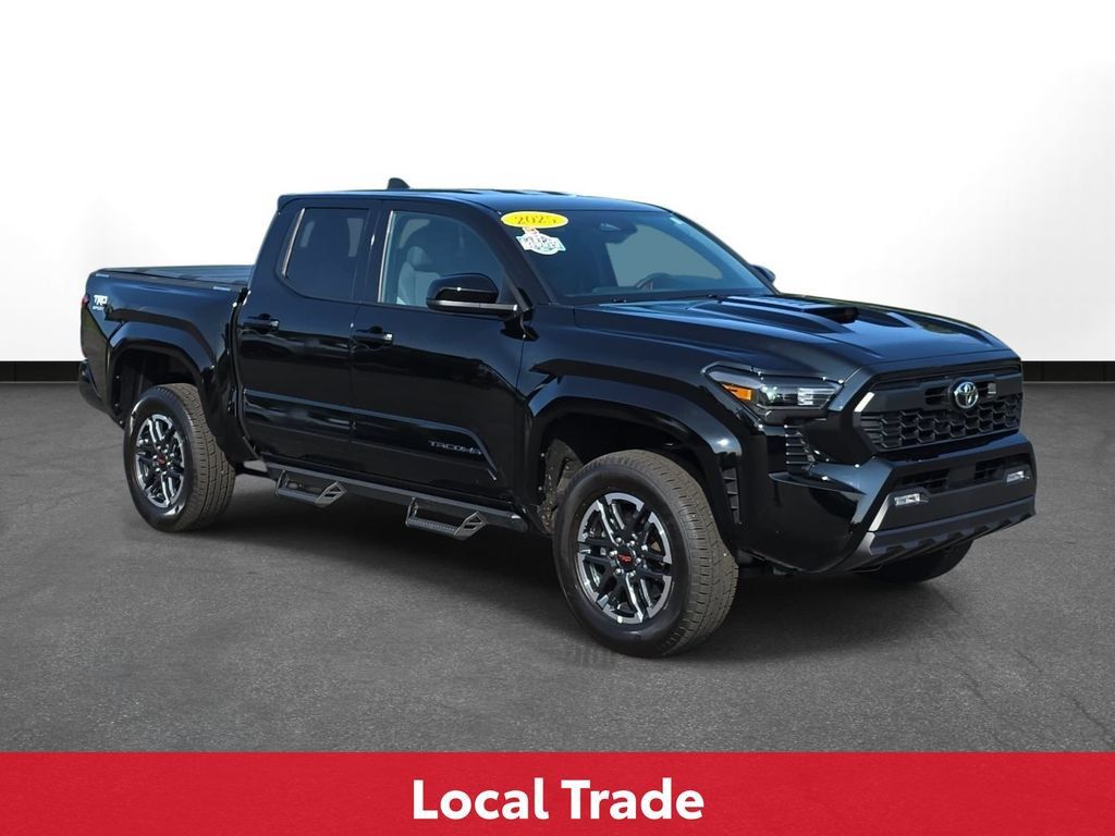 Certified 2025 Toyota Tacoma TRD Sport AWD/4WD image 4