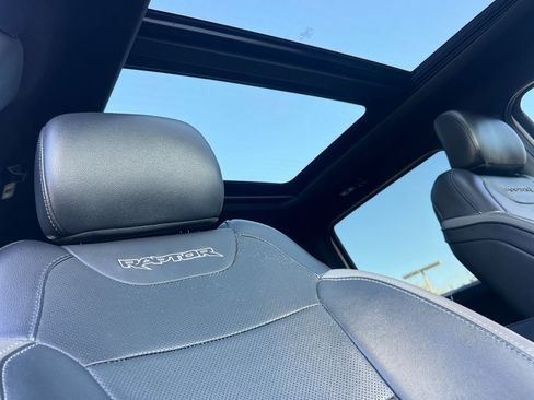 Used 2019 Ford F150 Raptor w/ Equipment Group 802A Luxury image 16