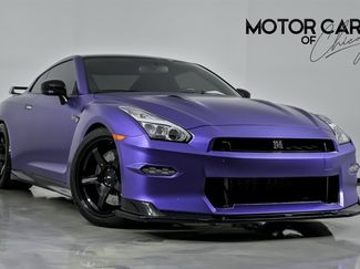 Used 2024 Nissan GT-R Premium w/ Premium Interior Package AWD/4WD video 1