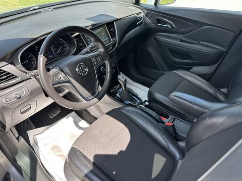 Used 2019 Buick Encore Preferred FWD image 7