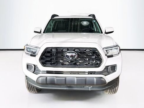 Used 2023 Toyota Tacoma SR5 image 4