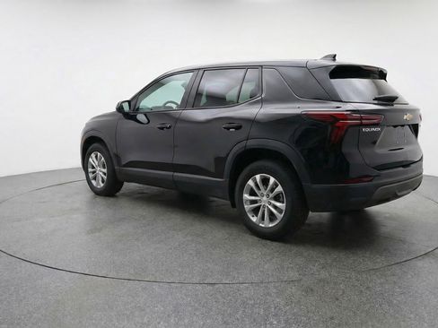 Used 2025 Chevrolet Equinox LT image 6