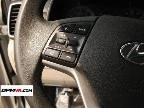 Used 2020 Hyundai Tucson SEL w/ Winter Weather Package AWD/4WD image 29