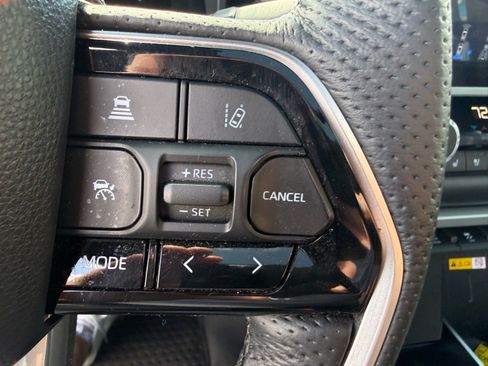 Used 2023 Toyota Tundra Platinum image 27