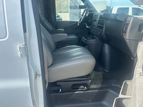 Used 2021 Chevrolet Express 2500 Extended w/ Driver Convenience Package RWD image 13