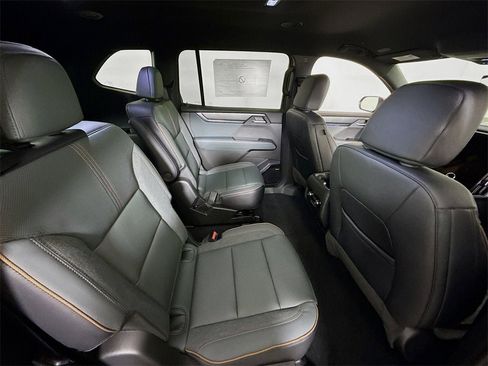 New 2026 GMC Acadia AT4 image 23