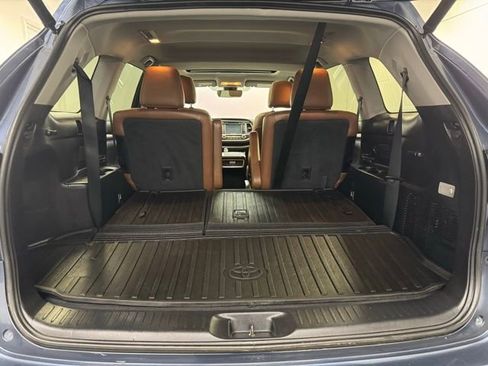 Used 2017 Toyota Highlander Limited AWD/4WD image 39