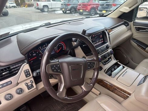 Used 2016 GMC Yukon Denali w/ Open Road Package image 9
