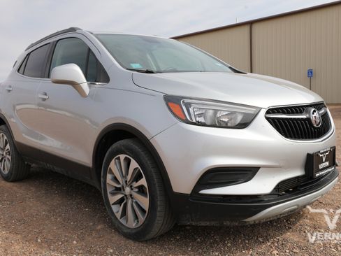 Used 2020 Buick Encore Preferred image 6