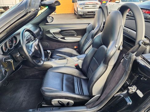 Used 2001 Porsche Boxster image 13