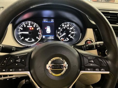 Used 2020 Nissan Rogue Sport SV AWD/4WD image 22