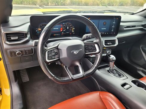 Used 2024 Ford Mustang Premium image 8